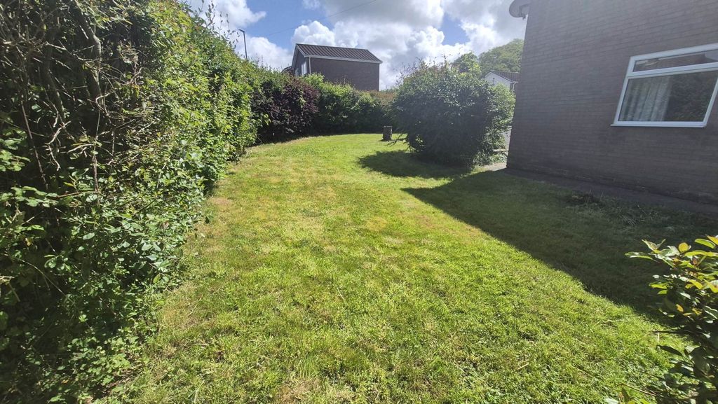Property photo 3 of 29