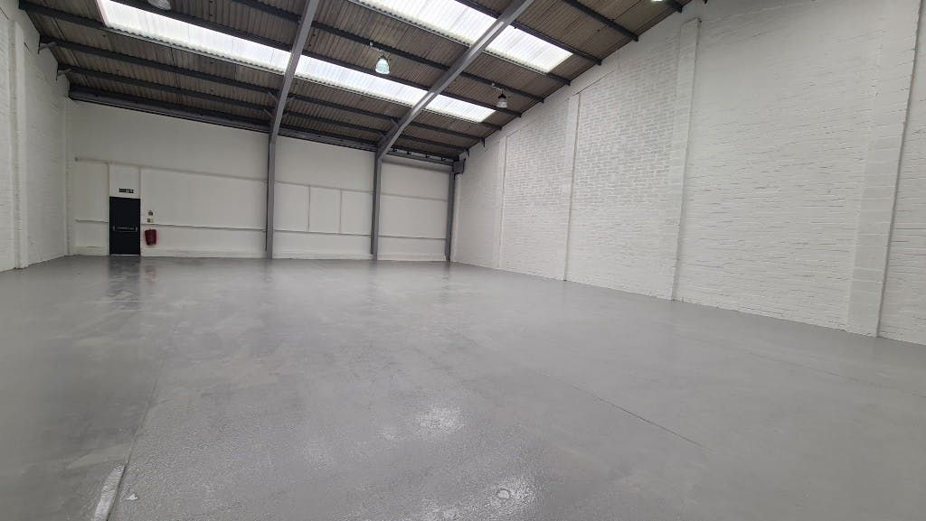 Property photo 2 of 6 E3 Fw Warehouse To Rear.Jpg