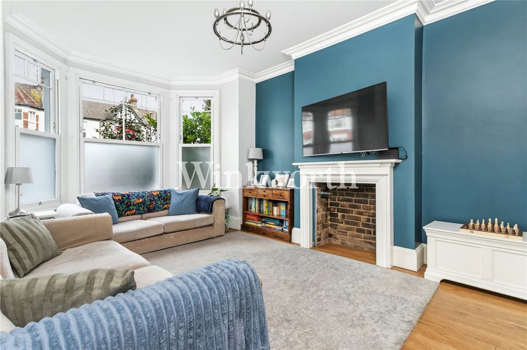 Property photo 2 of 16 Picture No. 03