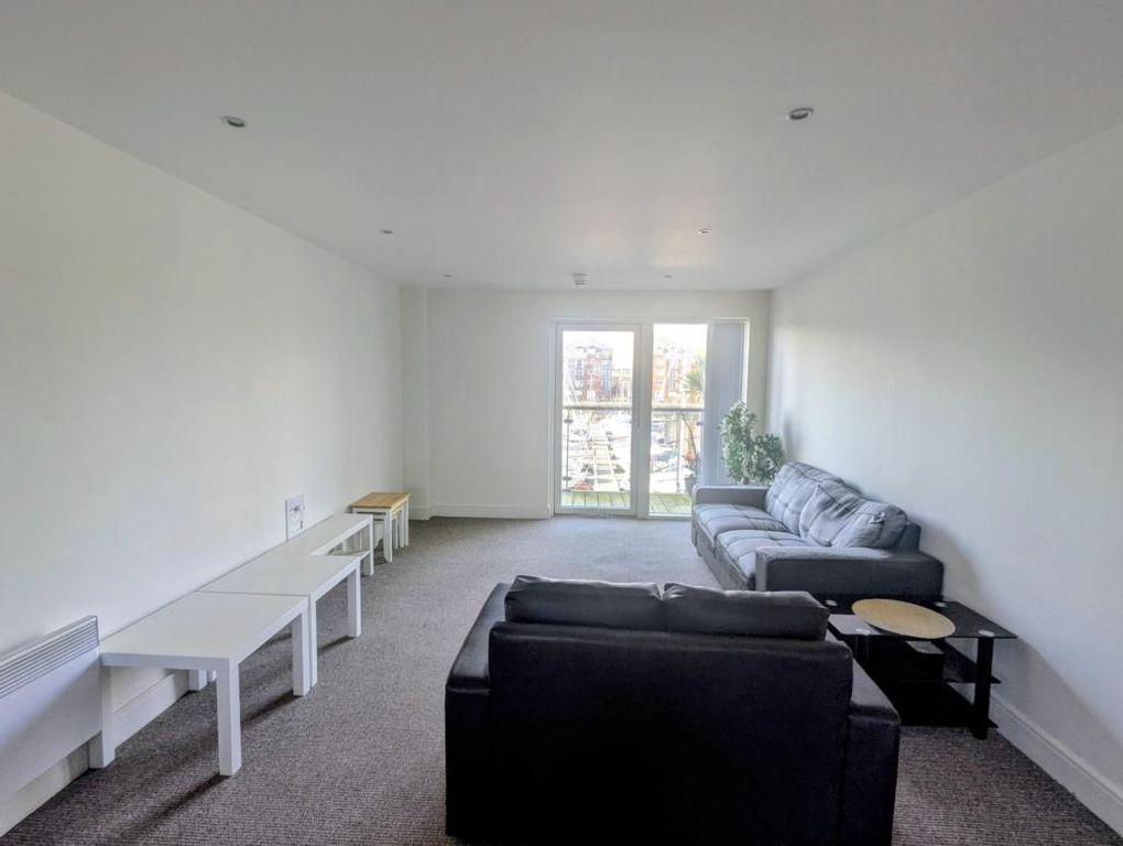 Property photo 2 of 12 Front Description 1