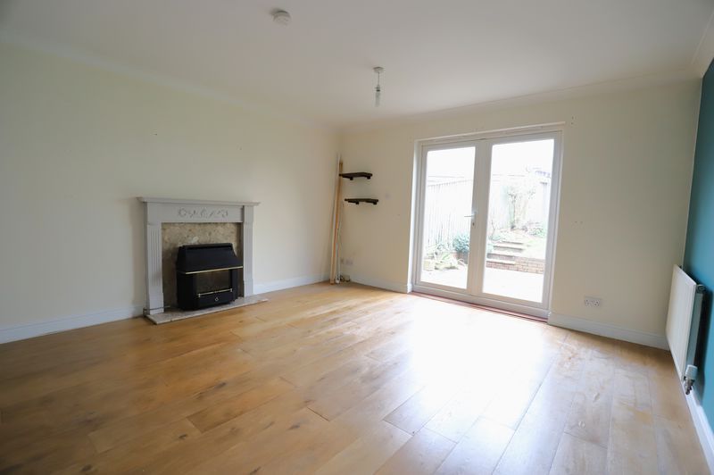 Property photo 2 of 12 Photo 11