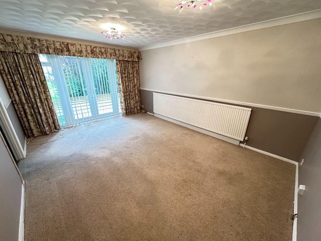 Property photo 2 of 8 3331212