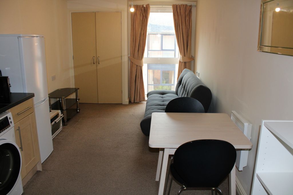 Property photo 2 of 5