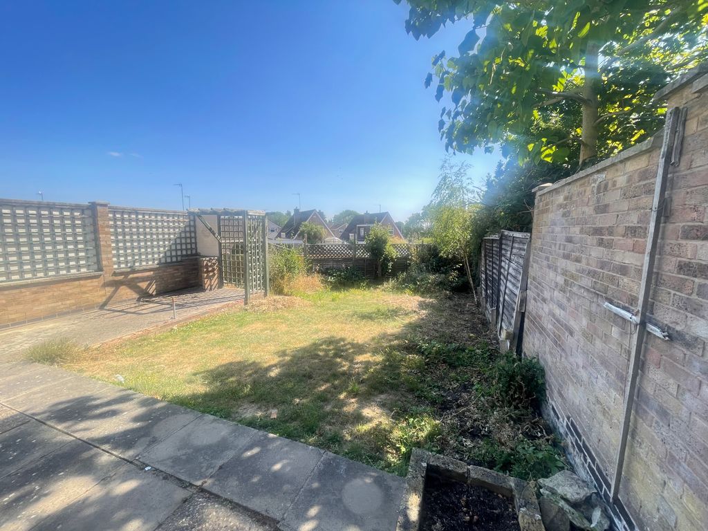 Property photo 2 of 12