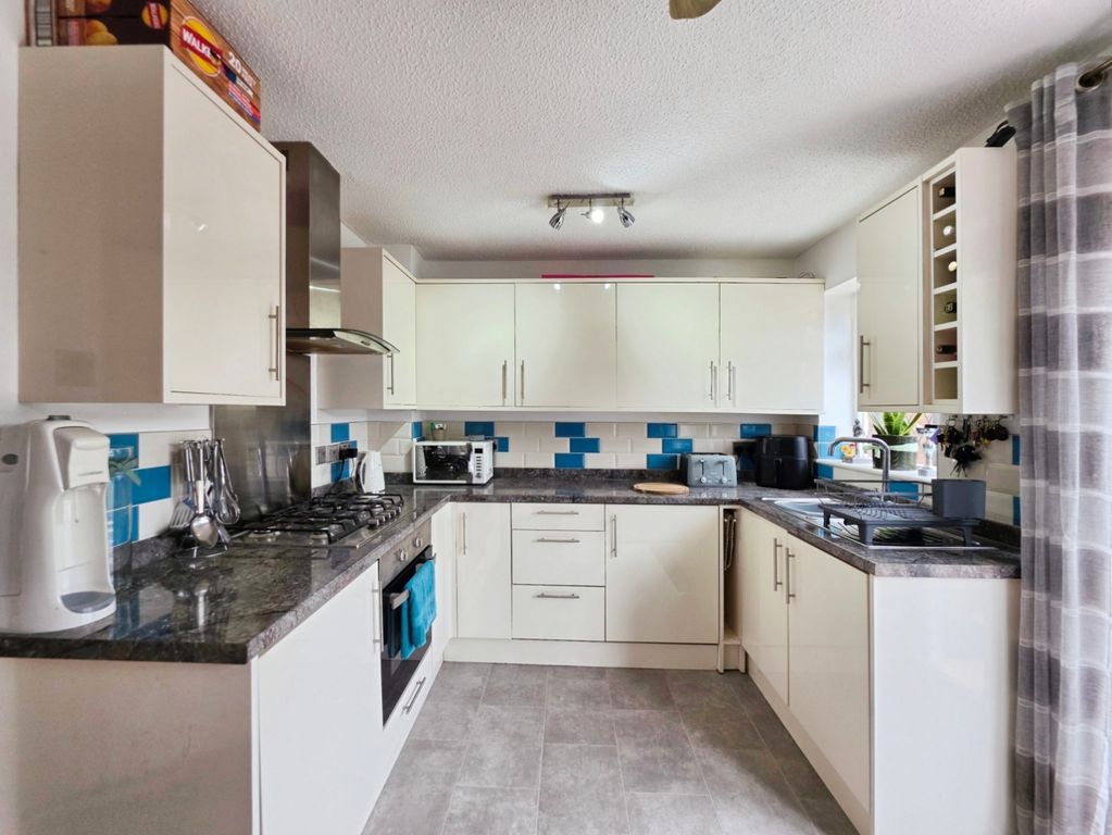 Property photo 2 of 20 Pbox-Img.Jpg
