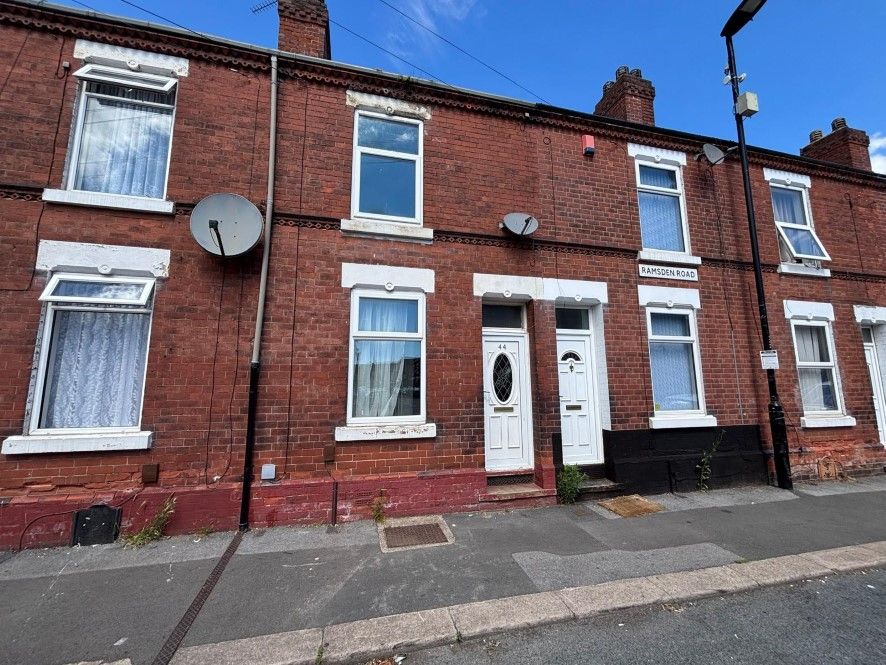 Property photo 1 of 12
