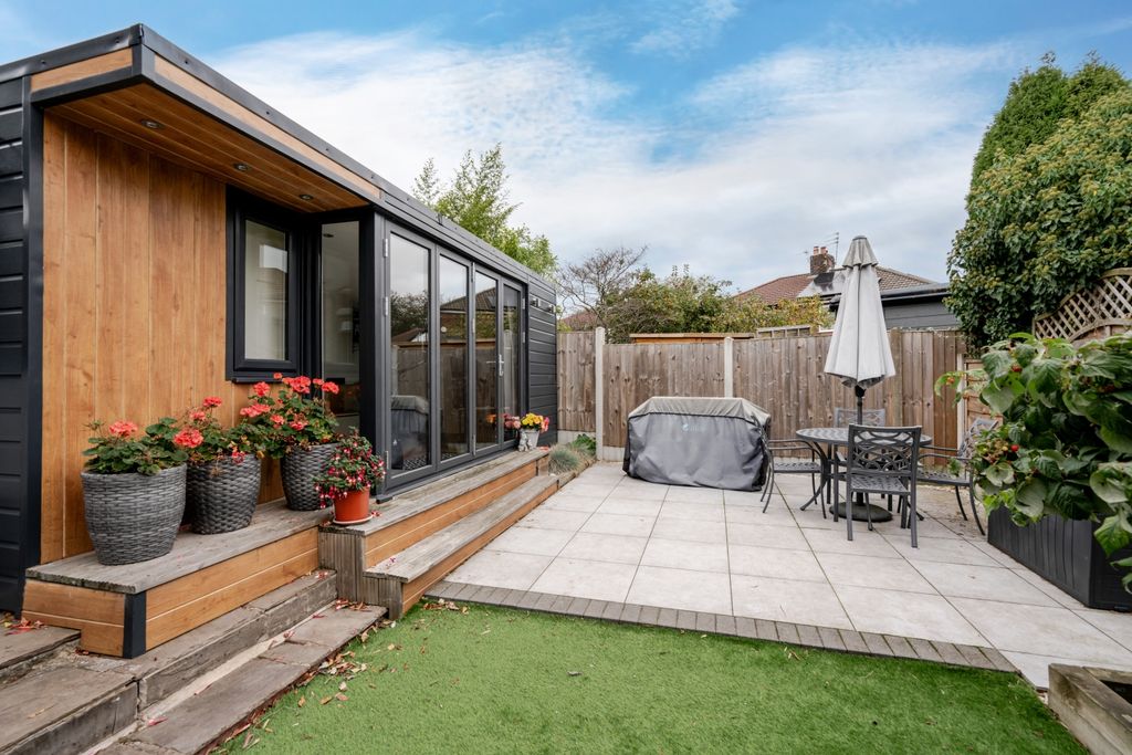 Property photo 2 of 16 Dsc07957 Copy