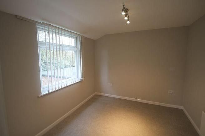 Property photo 3 of 5 Bedroom