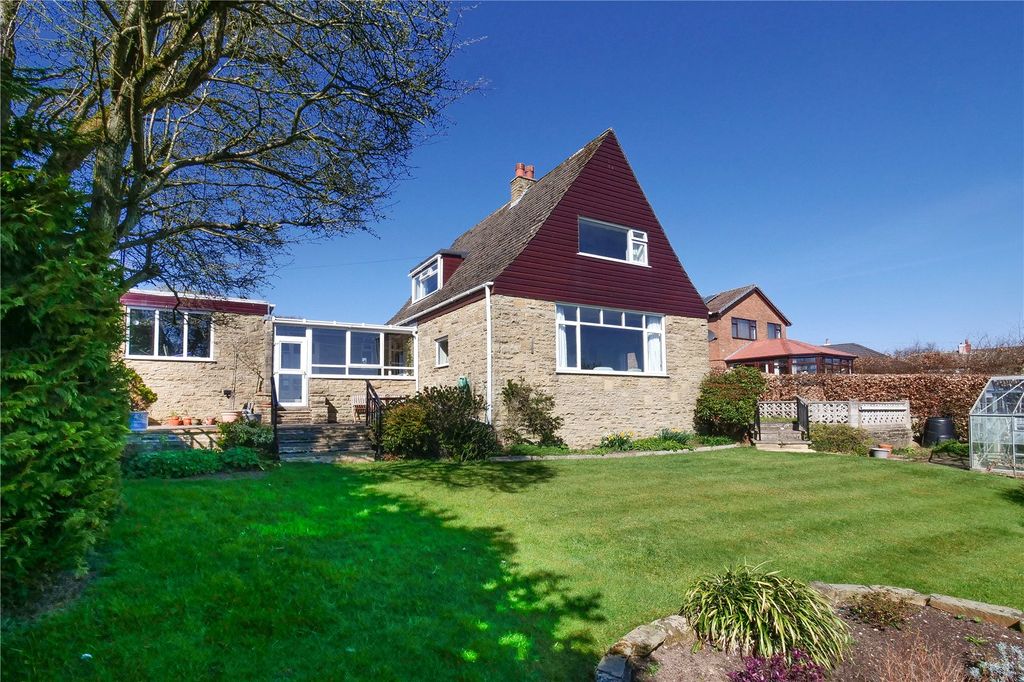 Property photo 2 of 30 Picture No. 04