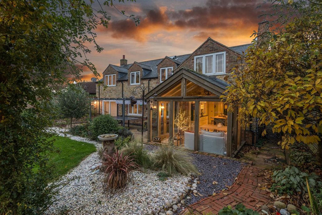 Property photo 1 of 28 34A High Street Twilight.Jpg