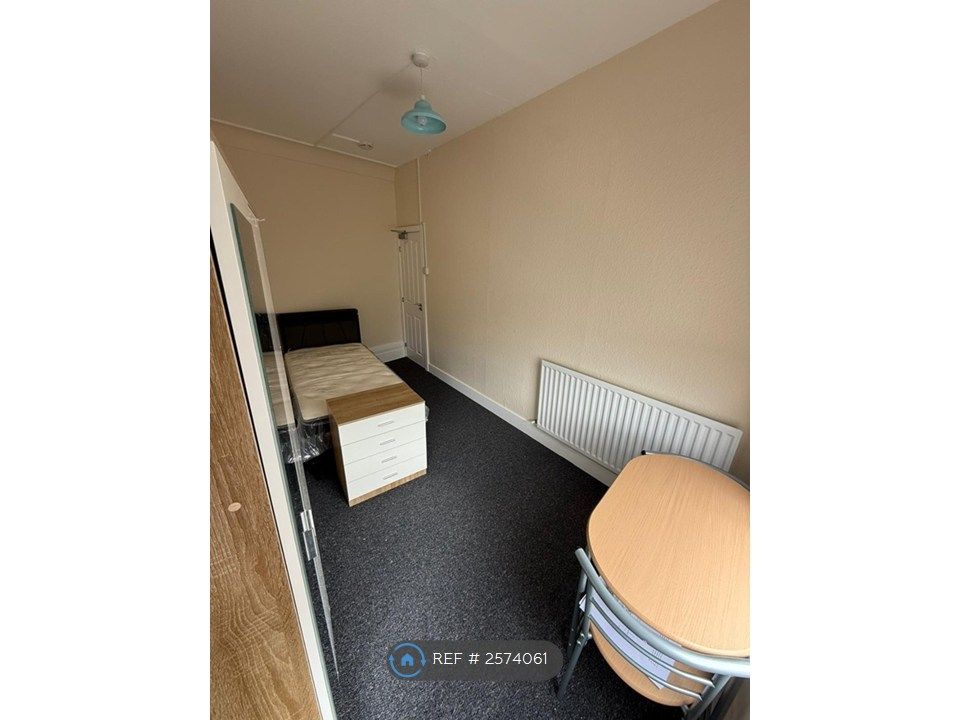 Property photo 2 of 4