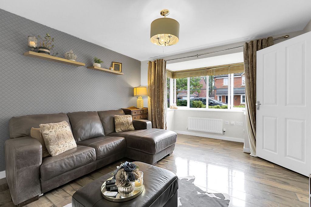 Property photo 2 of 27 4331531