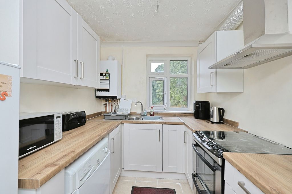 Property photo 1 of 11 Pbox-Img.Jpg