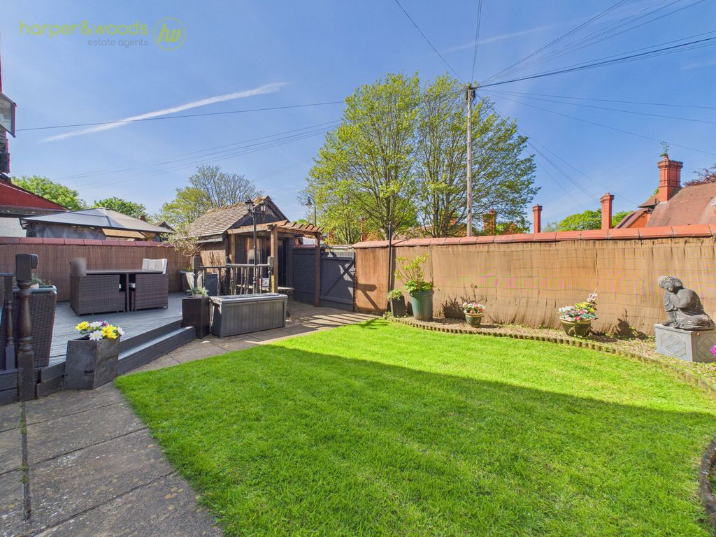 Property photo 3 of 34