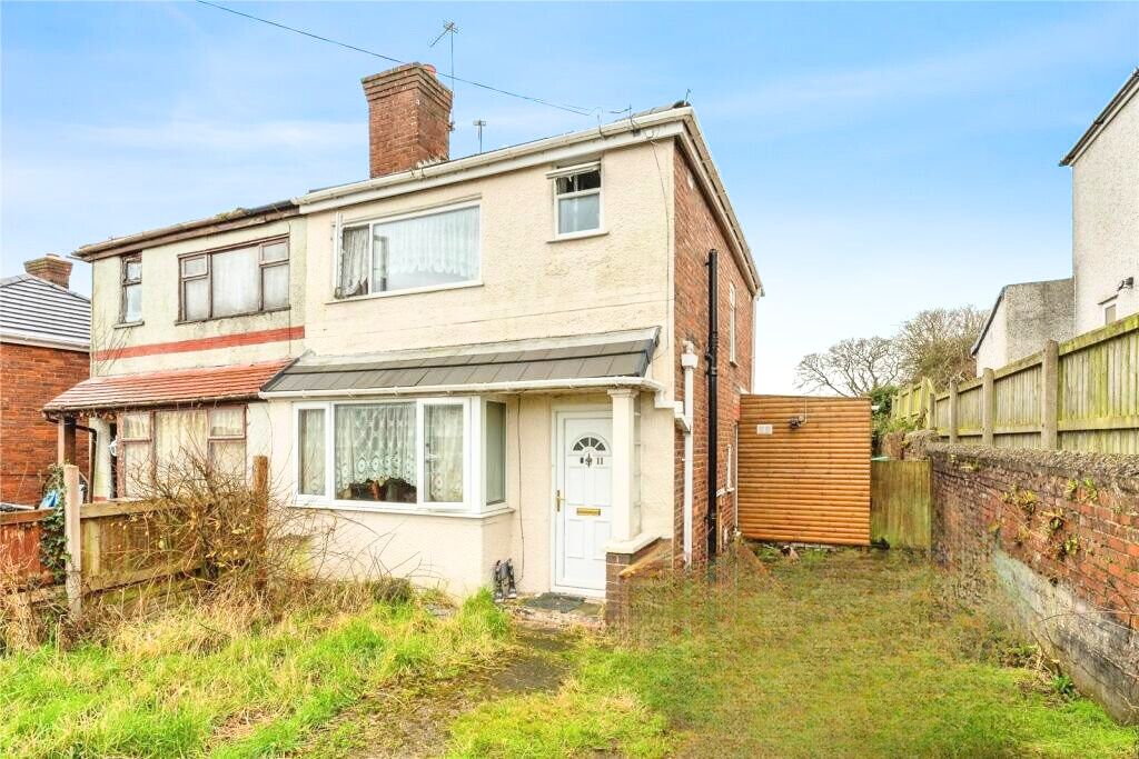 Property photo 2 of 12