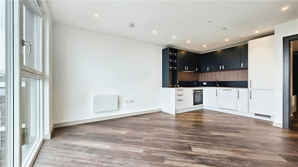 Property photo 2 of 15 Reception/Kitchen