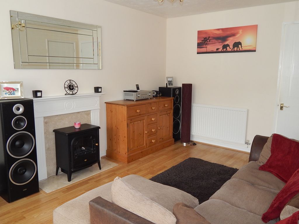 Property photo 2 of 11 Lounge Dining Room