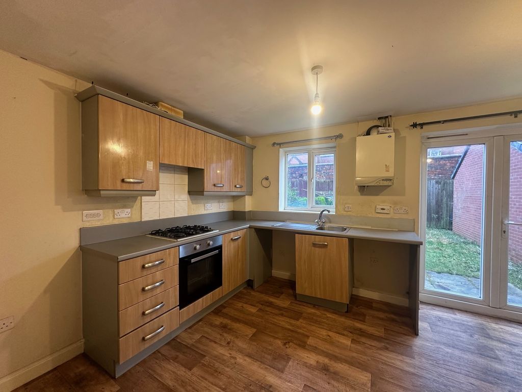 Property photo 3 of 13