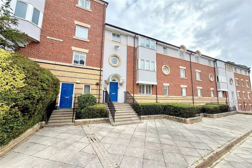 Property photo 1 of 10