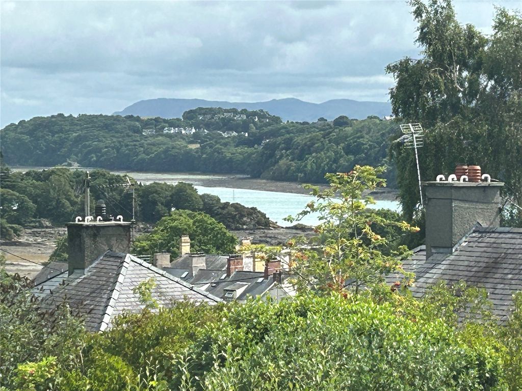 Property photo 2 of 22 Picture No. 06
