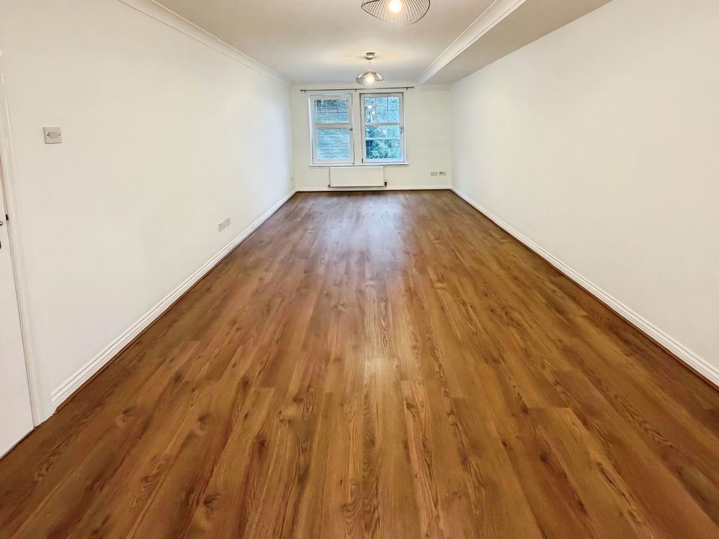 Property photo 2 of 10 975A8412-Whatsapp 20Image 202026-07-30 20At 2017.2