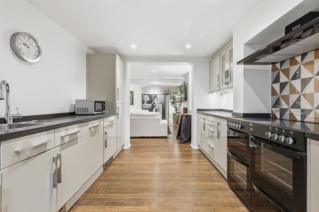 Property photo 3 of 24 Img_4004.Jpg