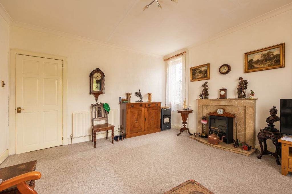 Property photo 3 of 14 Property Image 3