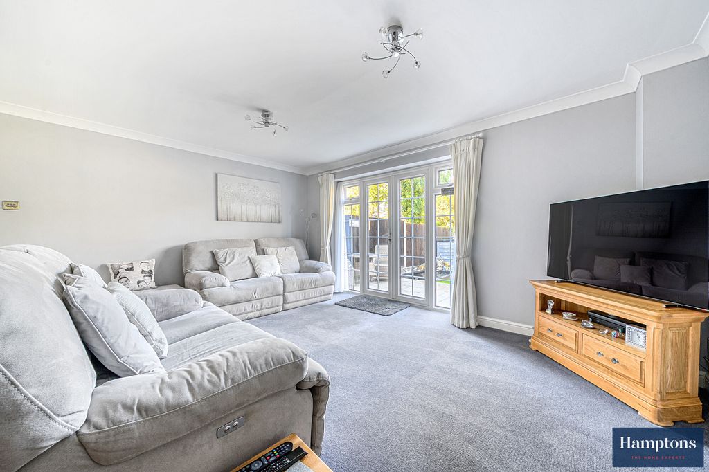 Property photo 3 of 14 Reception Room