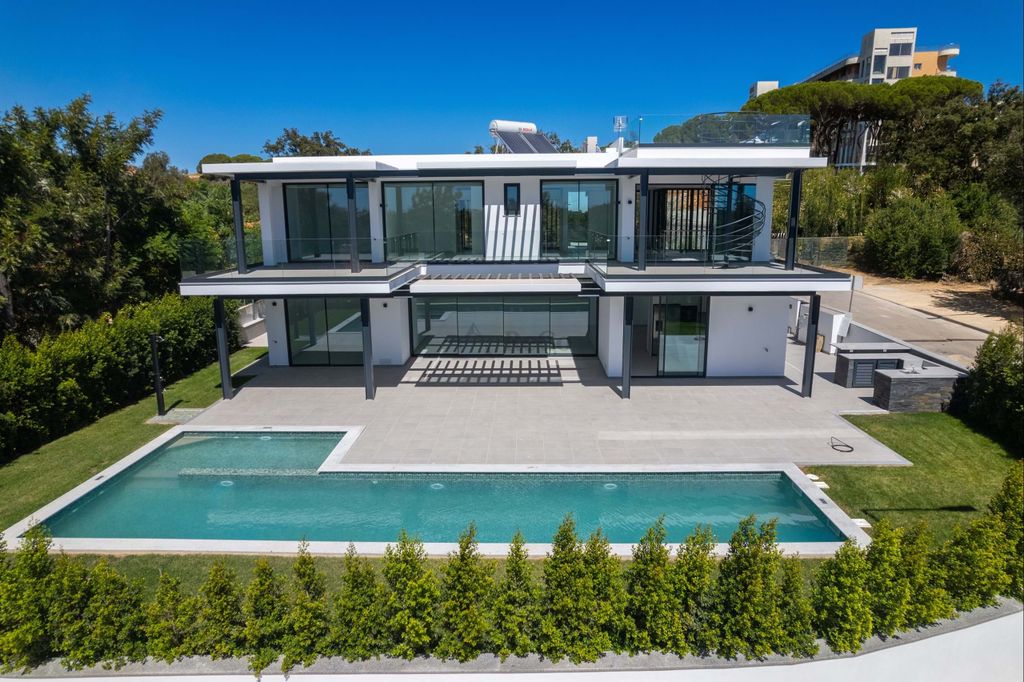 Property photo 1 of 22