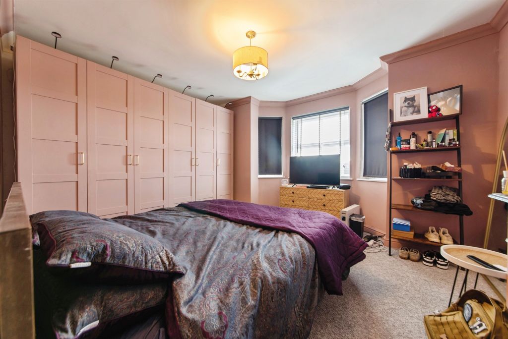 Property photo 2 of 20