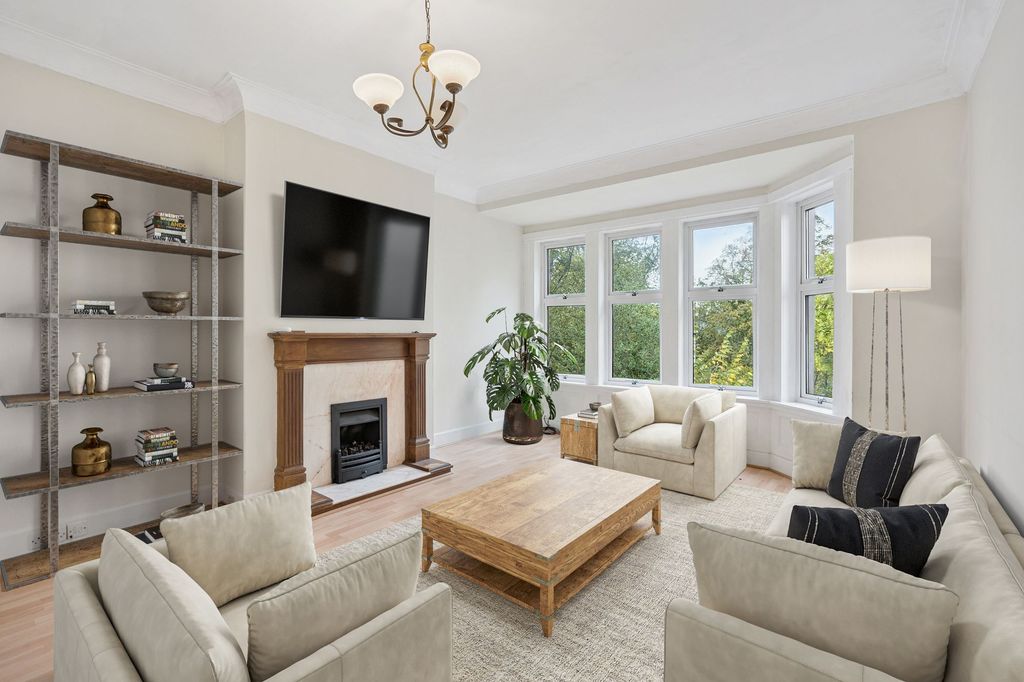 Property photo 1 of 33