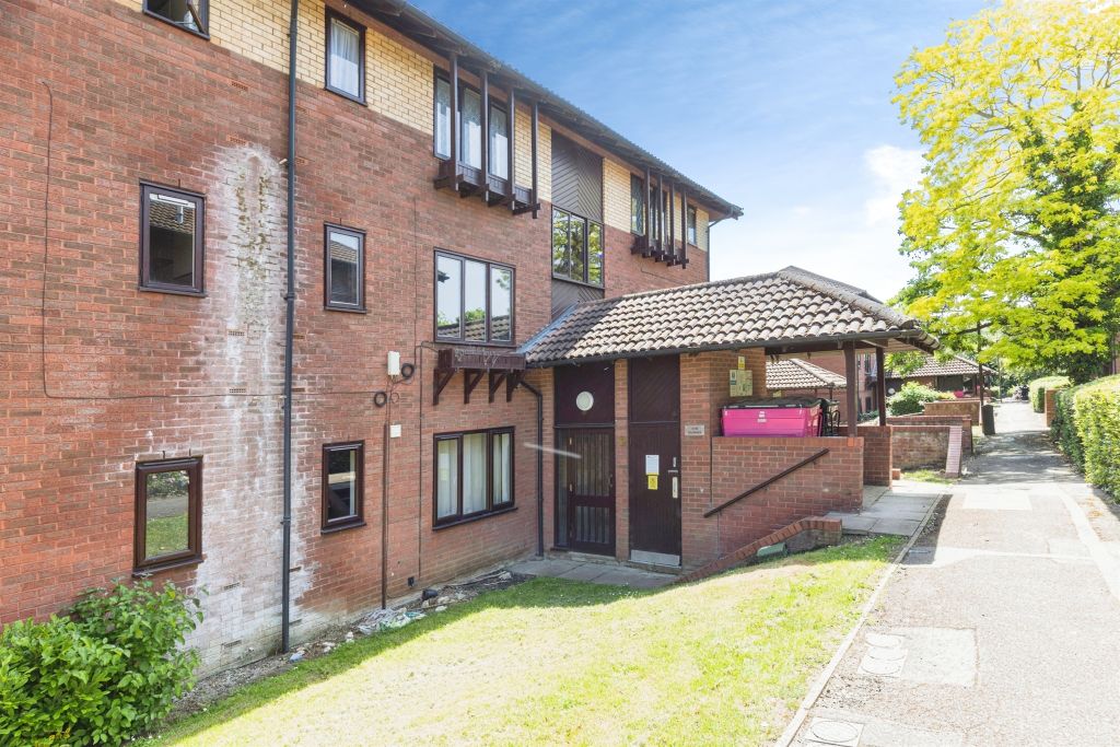 Property photo 1 of 13