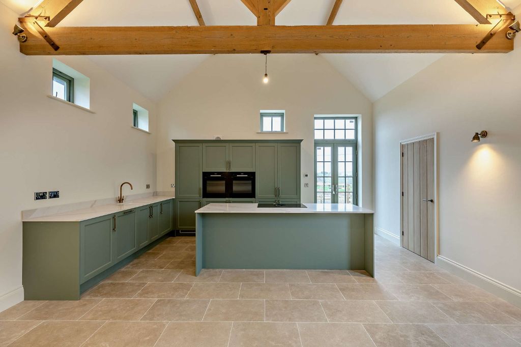 Property photo 2 of 16 Kitchen/Dining Area