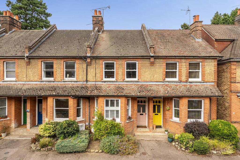 Property photo 1 of 10
