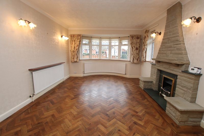 Property photo 2 of 13 Photo 9