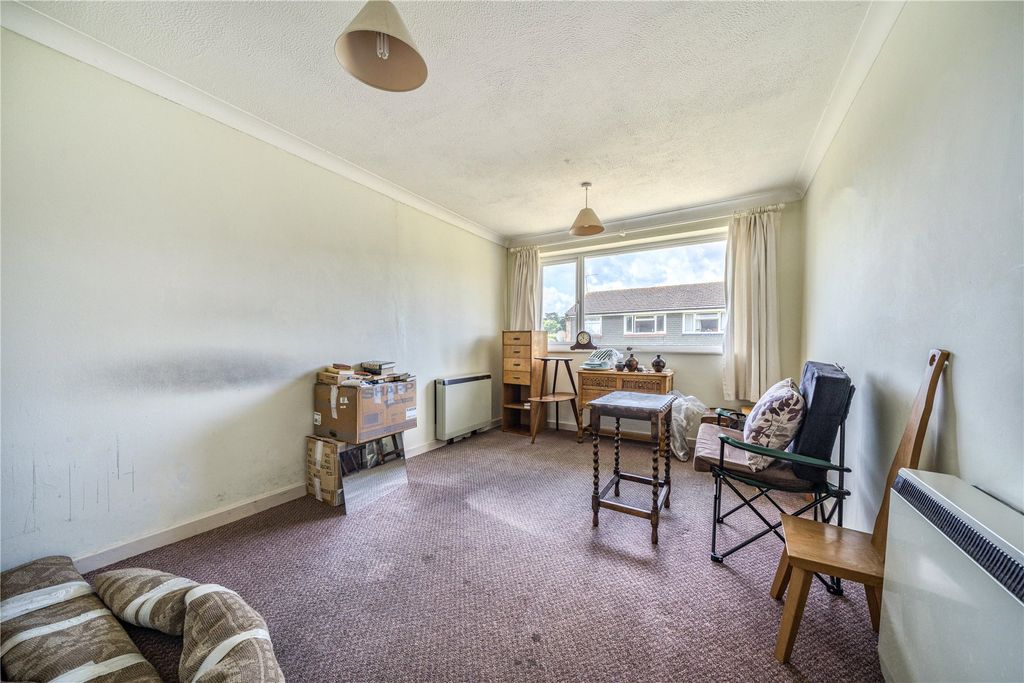 Property photo 3 of 17 Picture No. 01