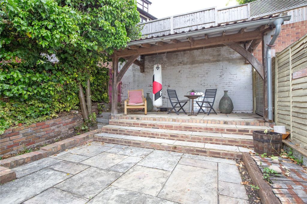 Property photo 1 of 17 Picture No. 29