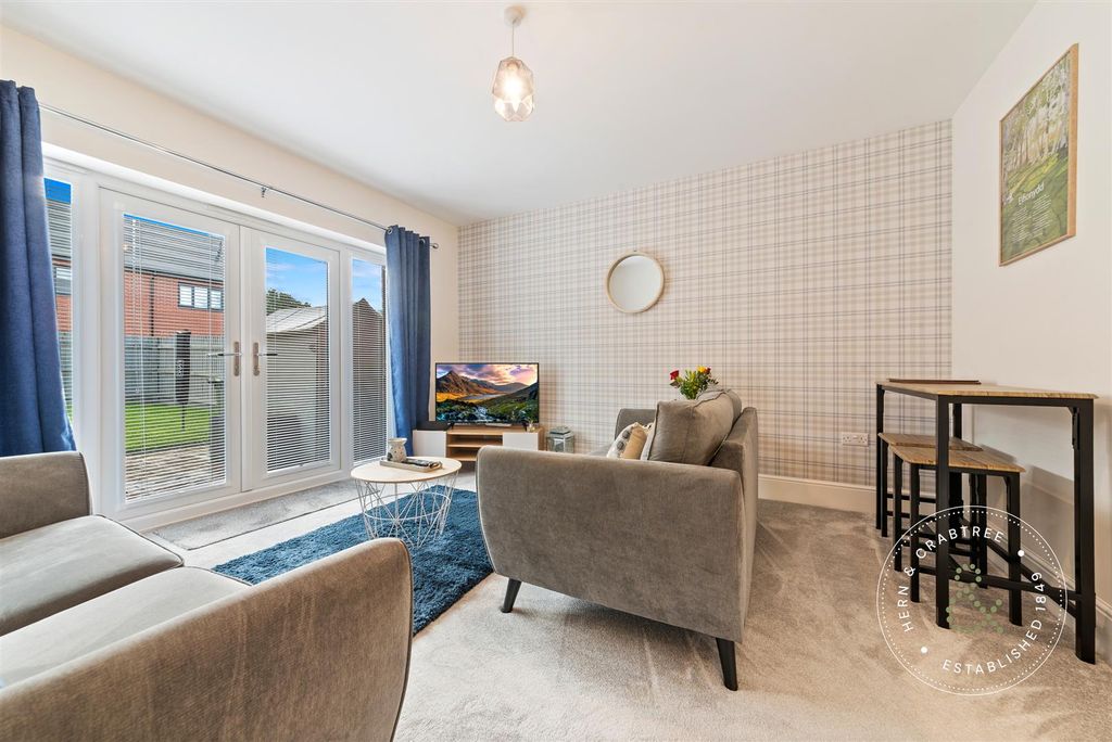 Property photo 2 of 23 Heol-Cynwrig-8.Jpg