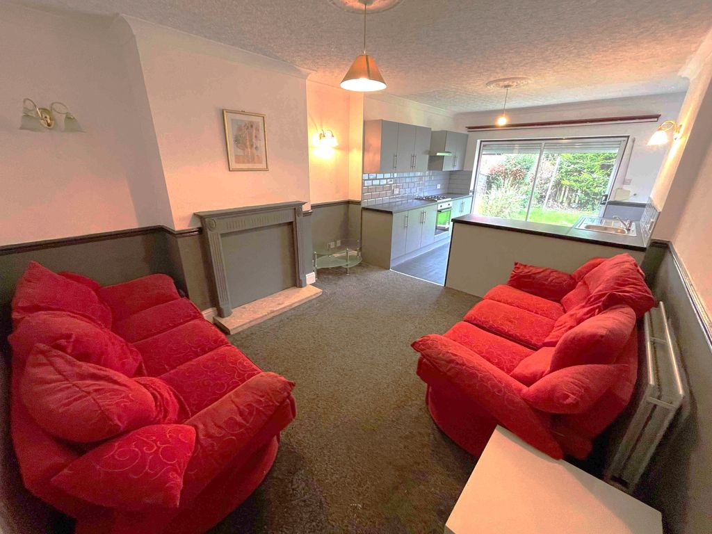 Property photo 1 of 12 Photo