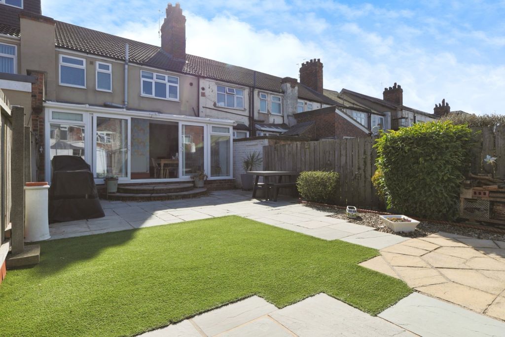 Property photo 1 of 20 4071362