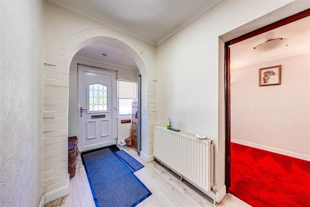 Property photo 3 of 33 A7S00453Hdr.Jpg