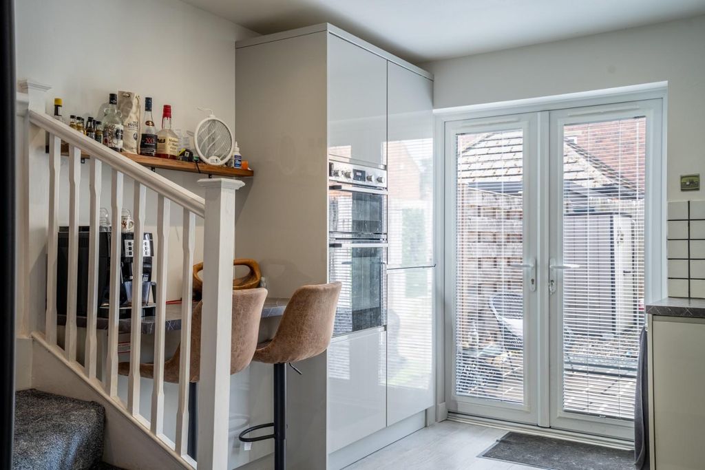 Property photo 3 of 13 Rw-5.Jpg