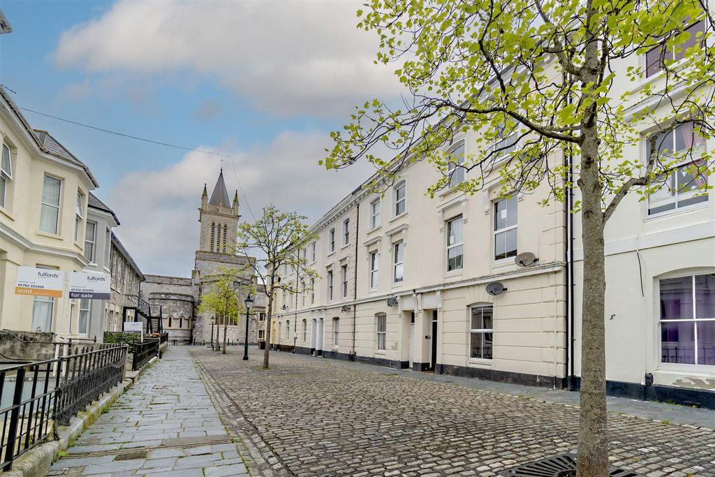 Property photo 1 of 5 Exterior.Jpg