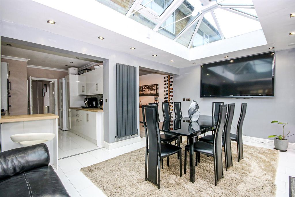 Property photo 2 of 22 15-Img_9301.Jpg