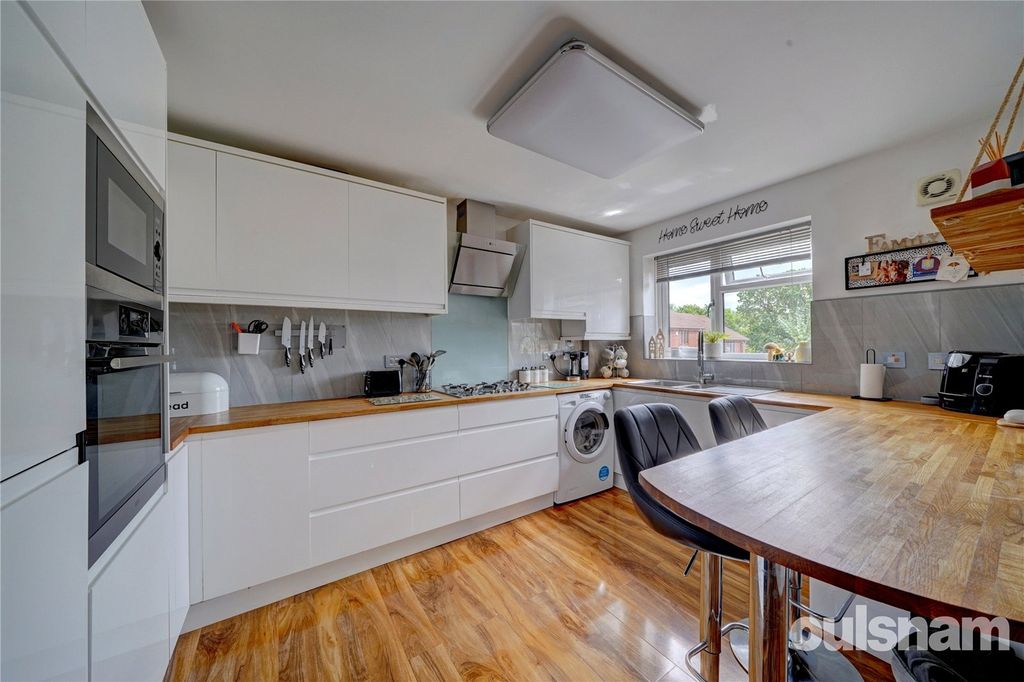 Property photo 2 of 16 Picture No. 06