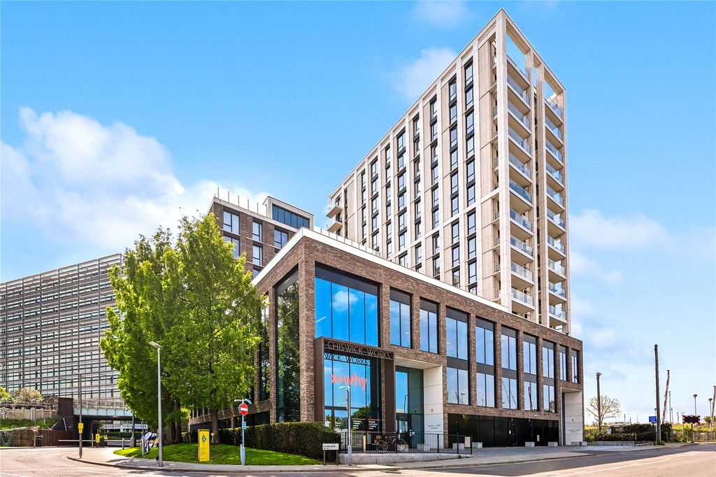 Property photo 1 of 12 Picture No. 13