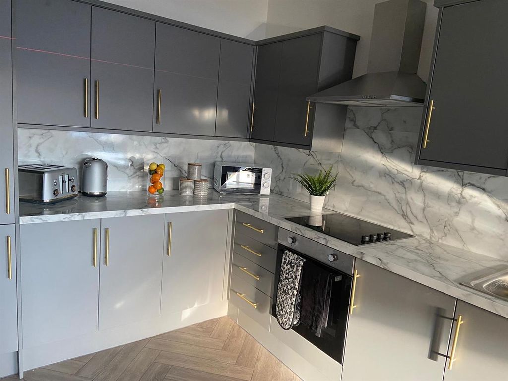 Property photo 2 of 7 Bvh Kitchen.Jpeg