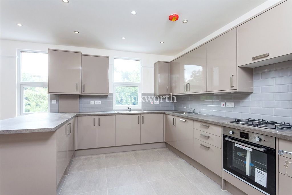 Property photo 1 of 8 Picture No. 02