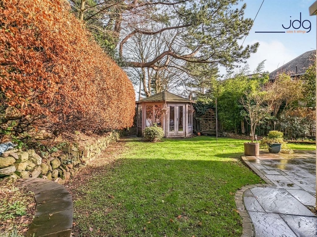 Property photo 2 of 16