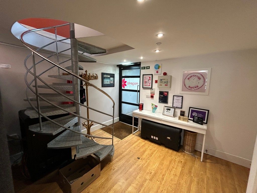 Property photo 3 of 5 Photo 4